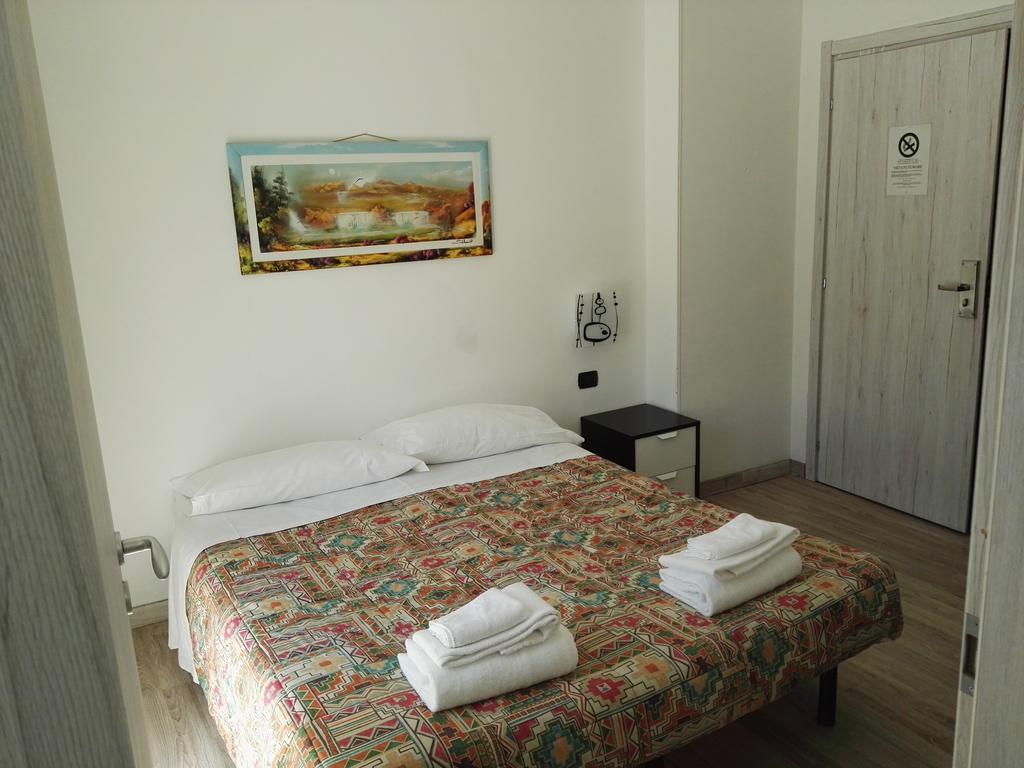 Hotel Paradise Bruzolo Eksteriør billede